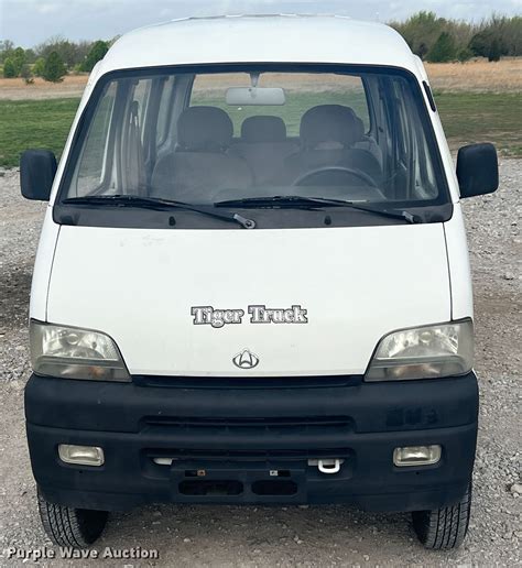 2006 Tiger Truck Van In Collinsville Ok Item Jn9298 Sold Purple Wave