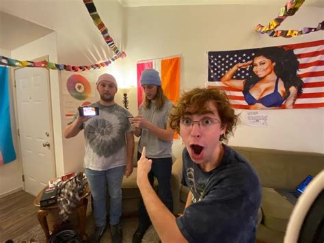 The Ipod Brothers The Fuck You Brothers Sniff And Whimper Know Your Meme