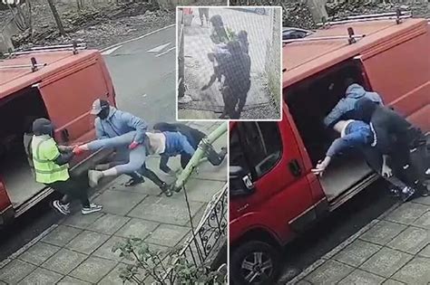 Woman Filmed Performing Sex Act On Bloke In Broad Daylight Against Park Tree Daily Star