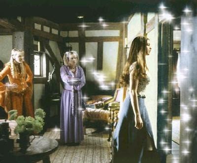 LET'S SEE...: ella enchanted