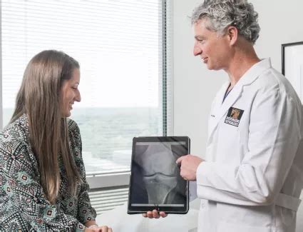 Triceps Tendonitis: Causes, Signs & Treatment | Resurgens Orthopaedics