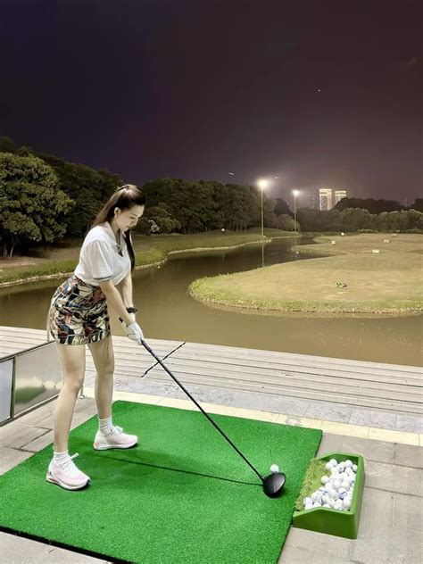 Hot girl Việt đình đám một thời Giờ laà giám đốc marketing tuổi vẫn nóng bỏng sexy như