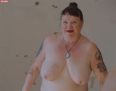 Naked Minna Kivelä in Paras vuosi ikinä