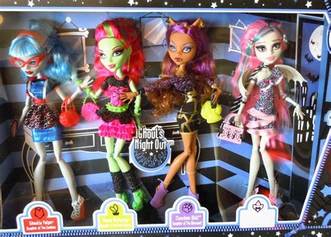 Набор из 4 кукол MONSTER HIGH Ночь монстров - Рошель, Клодин, Гулия ...