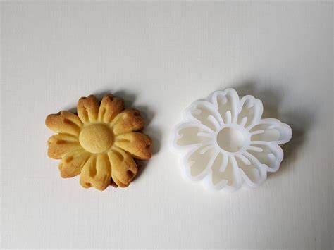 Daisy Flower Cookie Cutter 3d Model 3d Printable Cgtrader