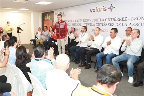 Inaugura Rutilio Escand N Nueva Ruta A Rea De Volaris Tuxtla