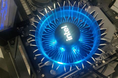 More metal, no push-pins; Intel's upcoming Core i9 coolers - HWCooling.net