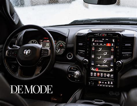 "HIGH-TECH DASHBOARDS - NAVIGATING THE FUTURISTIC INFOTAINMENT SYSTEMS ...