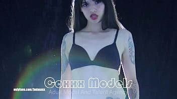 Coxxx Model Judas Strips Naked XNXX