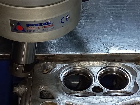 Прирезка седла клапана в Томске ГБЦ ЗМЗ 405-406-409 итальянским ручным ...