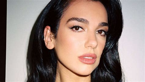 Dua Lipa Integra O Elenco Do Filme Barbie Saiba Quem S O Os