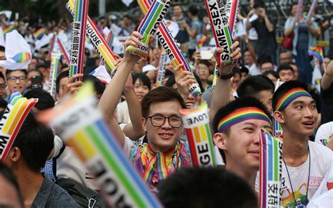 Taiwan Same Sex Marriage Vote Setback Asian Country Keeps Marriage Laws In Place Gay Nation