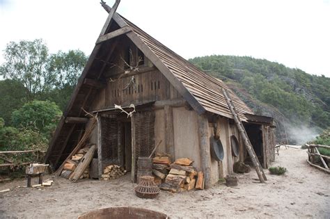 Как строили дома в древние времена - 83 фото