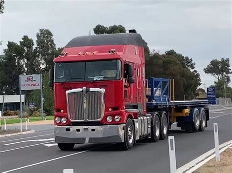 VIDEO: Take a look at the new Kenworth K220 | News