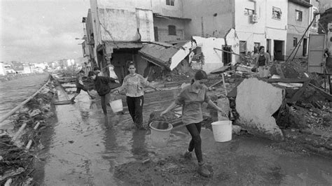 A Os De La Riada De Badajoz A Os Con La Riada En La Memoria