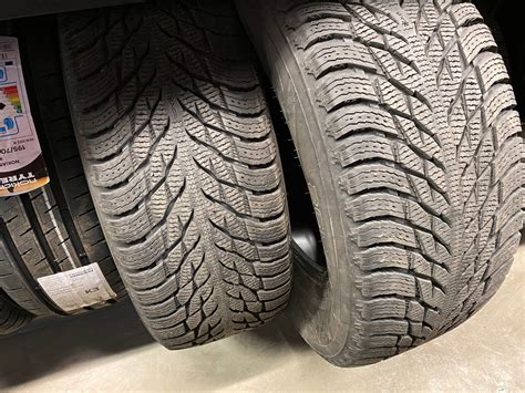 NOKIAN HAKKAPELIITTA R3 SUV Kitkarenkaat 265/65-17 116R | Nettivanne.fi