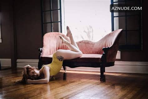 LILITH JENOVAX Nude AZNude