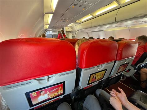 Weighing Carryon Bags Thai Airasia Proves Embodiment Of Lcc Runway Girl