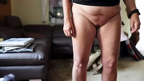 Squirt A Year Old Mature Squirts Until She Wets The Bed Bbw Bbw Porn Xhamster