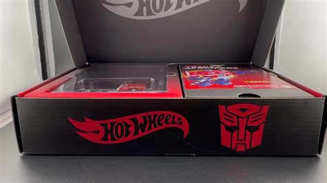 Mattel Creations Hot Wheels Transformers Optimus Prime Optimus Primus Les Transformers