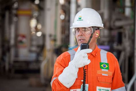 CONCURSO PETROBRAS 6 412 vagas e Salário inicial de R 5 8 MIL saiba