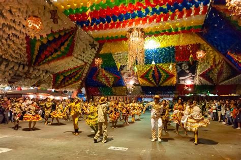 Festa Junina o que é quando é origem e características Significados