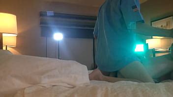 Policía se folla a TS en castidad XVIDEOS