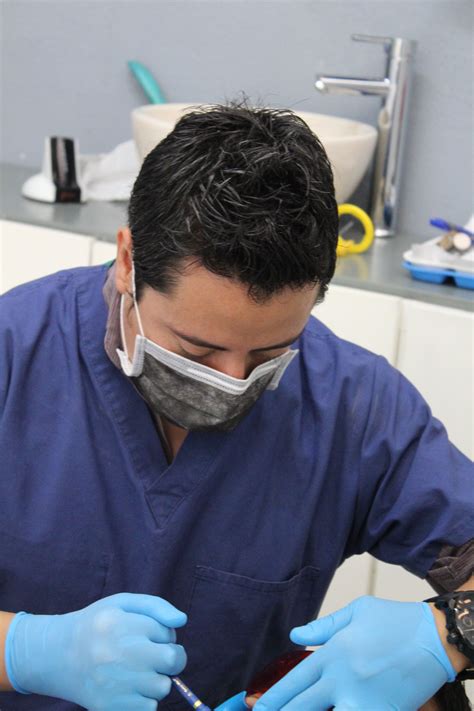 Vital Dent - 👨‍⚕️ Dr. Joseph Samaniego Realiza tu cita de...
