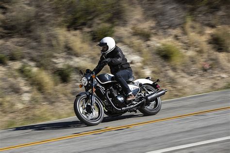 MADE LIKE A GUN: Royal Enfield Shotgun 650 Review. - Pipeburn