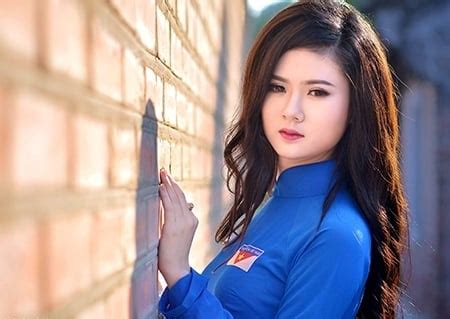 V P Ng T Ng O C A Hot Girl Tr Ng H S N Kh U I N Nh