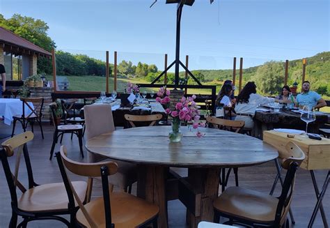 Restorani na Fruškoj gori koji nude kvalitetnu klopu piće i mir za dušu Vesti 06 08 2022