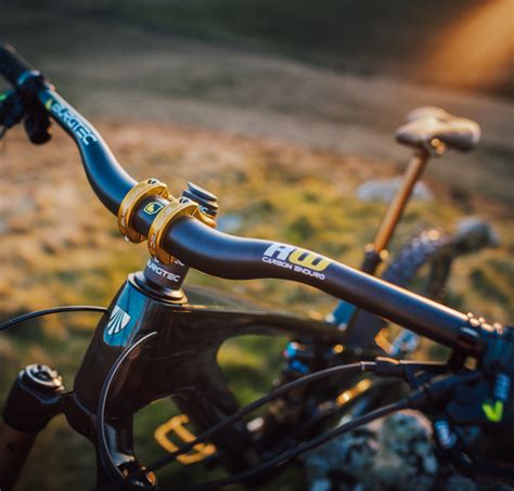 Enter Raffle to Win TREK SLASH MOUNTAIN BIKE DREAM BUILD hosted by Gee ...