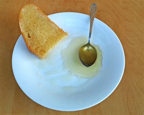 Premium Photo Honey With Bread