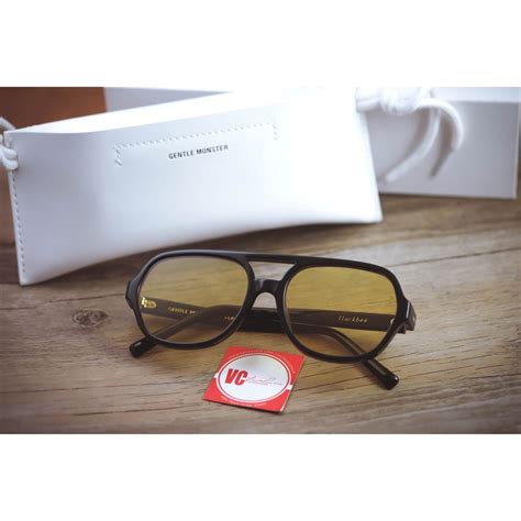 K Nh M T Unisex K Nh Gentlem Fbe En V Ng Hot Trend M T M U Fullbox Shopee Vi T Nam