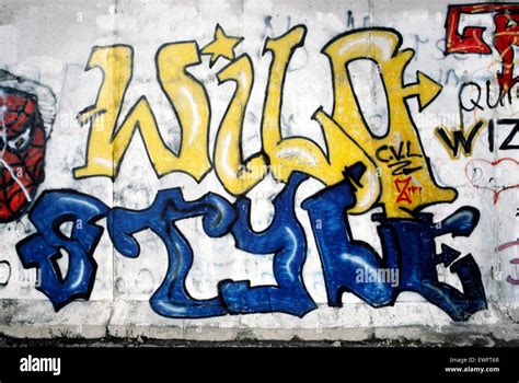 Berlin Germany Graffiti On The Berlin Wall In The Stresemannstrasse