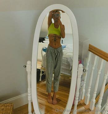 Avacanary Nude OnlyFans The Fappening Plus