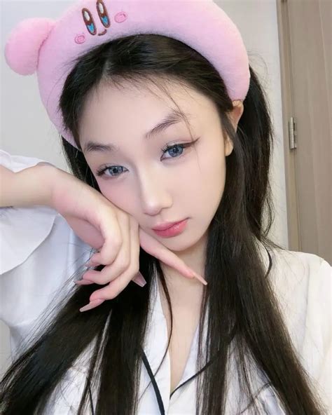 Tổng hợp 99 ảnh nóng của hot girl Trần Hà Linh cực hot