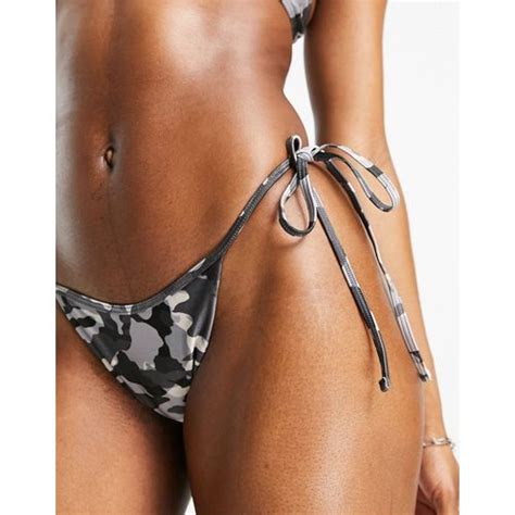Hot Sexy Camo Camille Bikini Pics