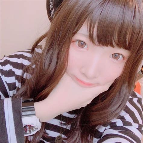 Hot Girl V I G Ng M T M C Khi P H N Nh Ng V N H T Fan C C L N V L