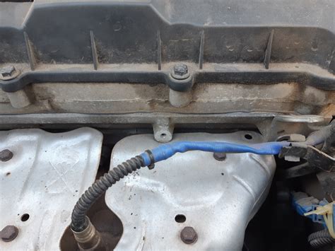 Замена прокладок клапанных крышек — Citroen C4 L, 1,6 л, 2013 года ...