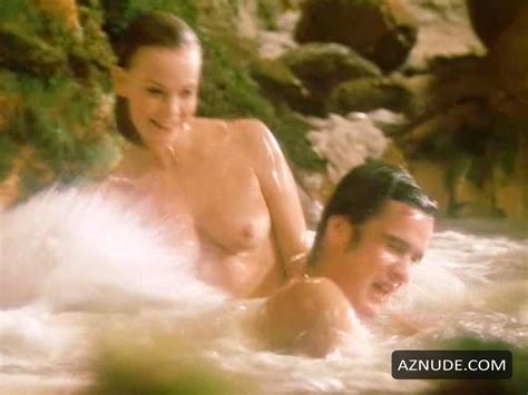 LAURA HARRIS Nude AZNude
