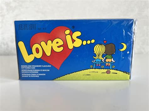 Жевательная резинка love is Клубника-Банан | Жвачка love is | Блок ...