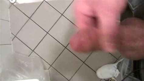 Auf Dem Kaufhaus Klo Gewichst Gay Man Porn XHamster