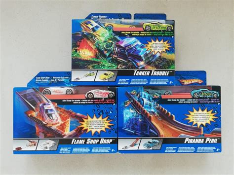 HOT WHEELS Playsets Tanker Trouble Piranha Peril Flame Shop Drop
