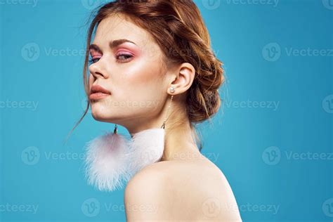 Pretty Woman Naked Shoulders Cosmetics Fashion Skin Care Stock Photo At Vecteezy