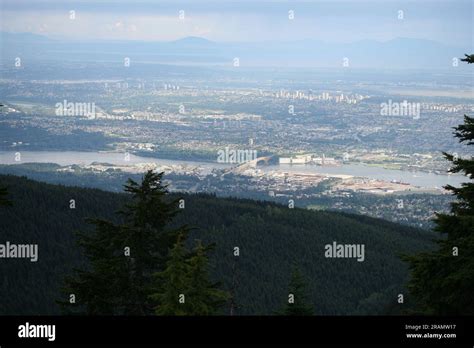 View Of Vancouver From Grouse Mountain Stock Photo Alamy