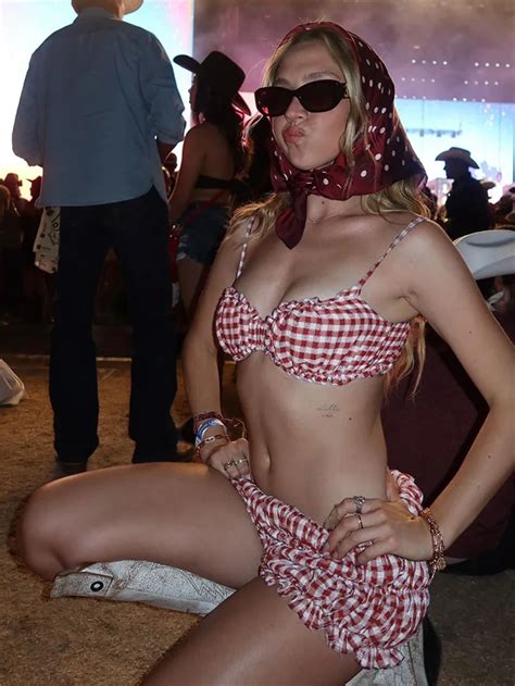 Summer New Swimsuit Female Sexy Red Checkered Split High Waist Bikini Retro American Wrinkle Hot