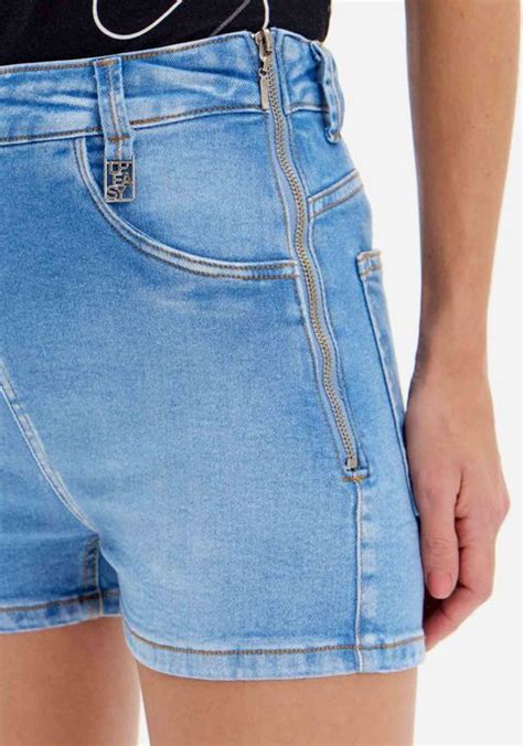 Short Hot Pants Jeans Cintura Super Alta E Zíper Lateral Lança Perfume