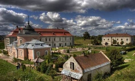 Золочівський замок: історія, легенди, цікаві факти