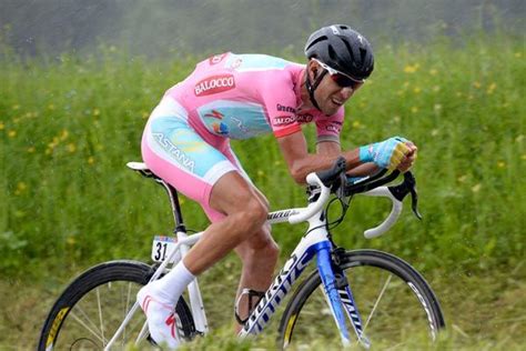 Vincenzo Nibali wins Giro d'Italia stage 18 time trial to extend race ...